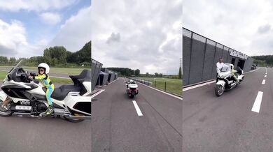 Tříleté dítě jezdí na velké motorce