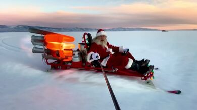 Santa Clause a jeho raketové sáně!