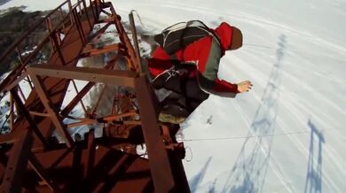 Neotevření padáků při basejumpu!