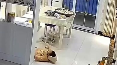 Velmi kluzká podlaha