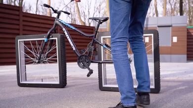 Stavba jízdního kola s hranatými koly