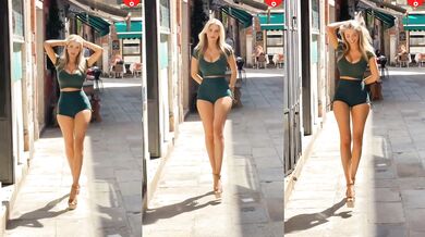 Pretty Woman - Mikayla Demaiter