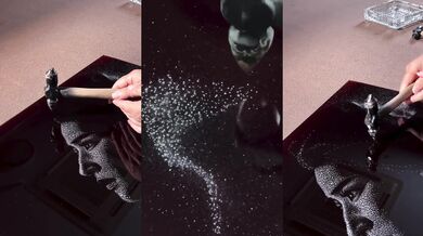 Umělecký obraz kladívkem na sklo