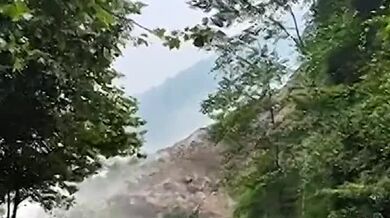 Obrovský sesuv půdy v Číně