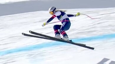 Lindsey Vonn po děsivém pádu v Cortině transportoval vrtulník