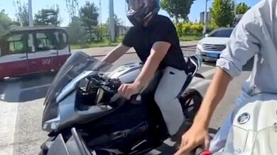 Frajírek na motorce #8